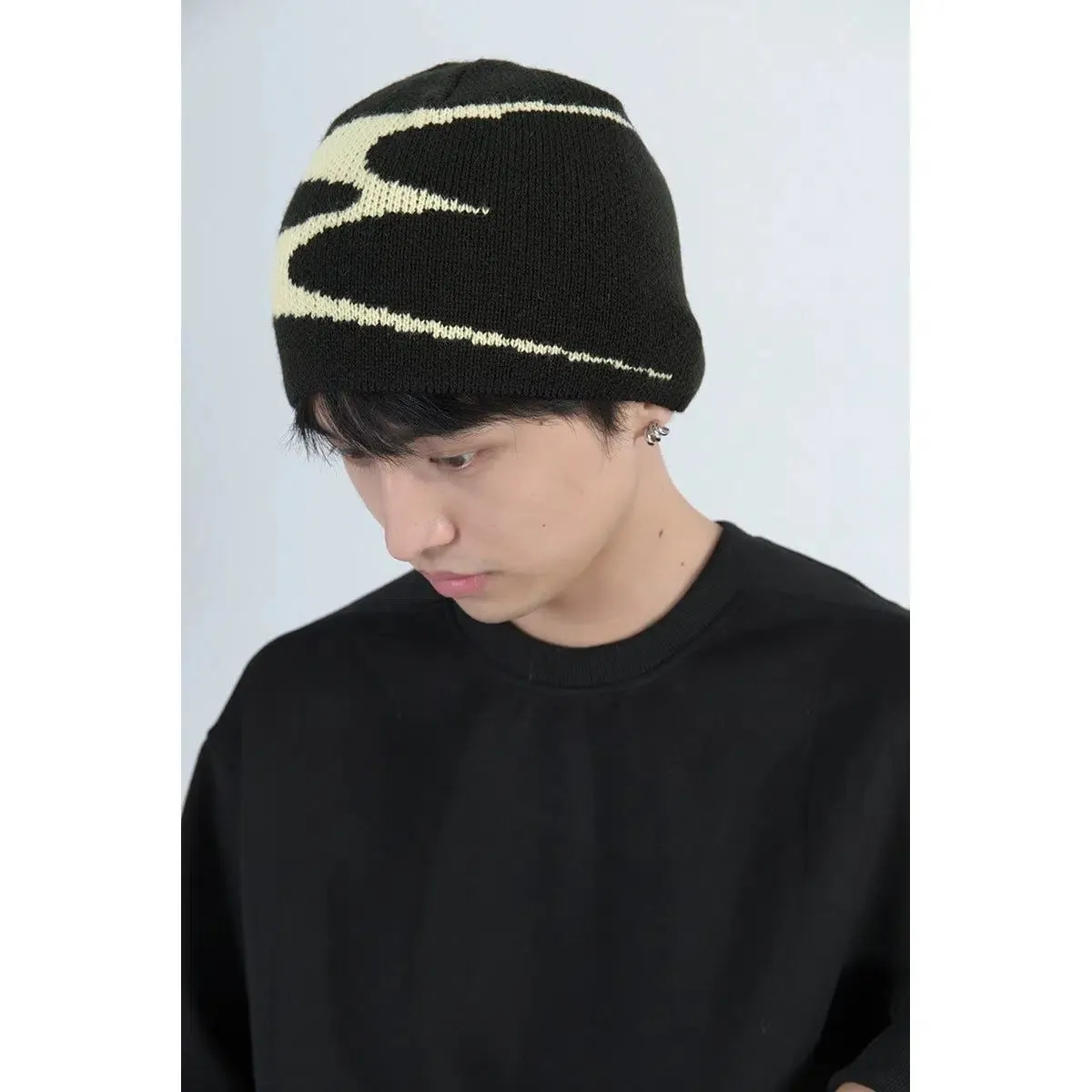 Contrast Logo Knit Hat